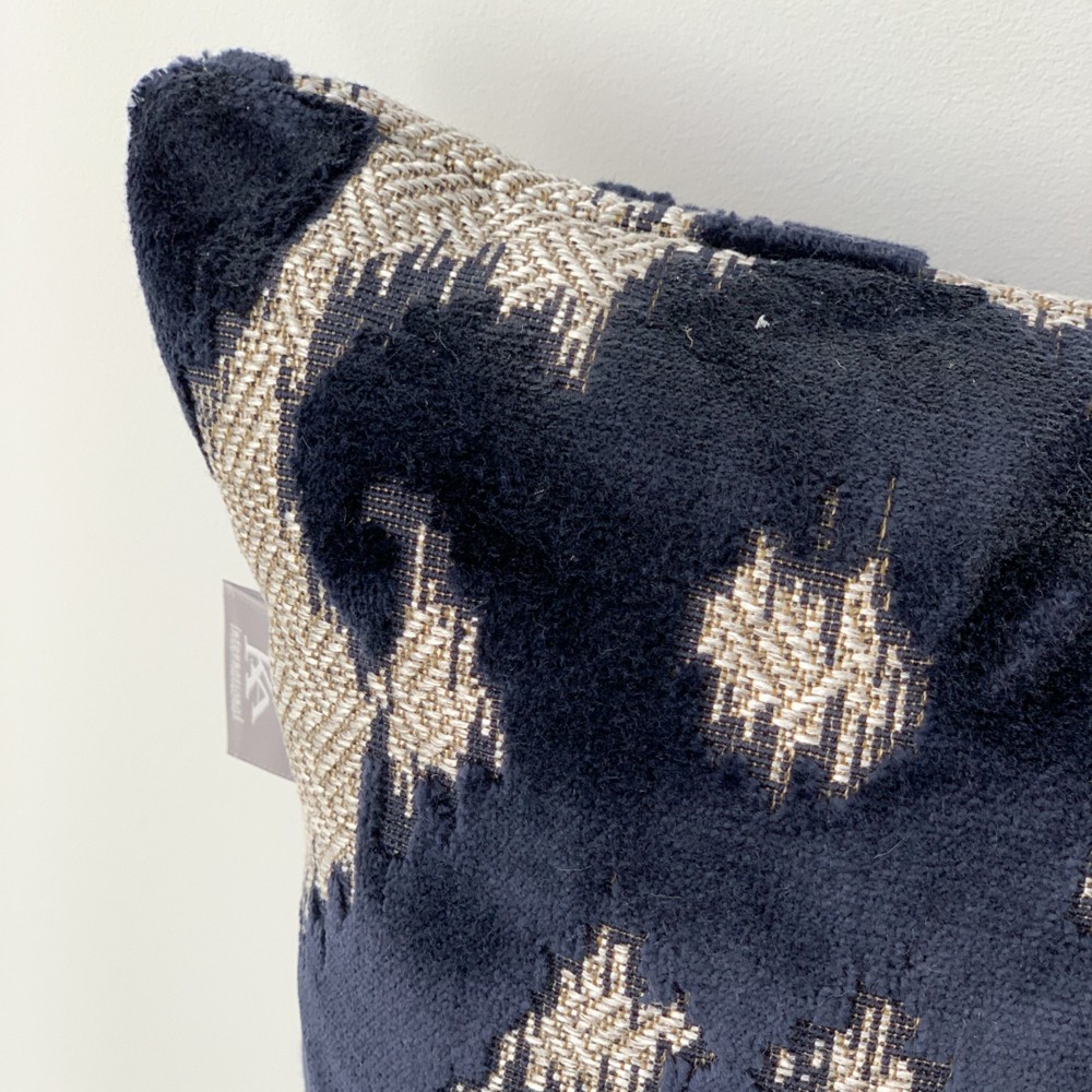 Fine cushion cover  - 6
