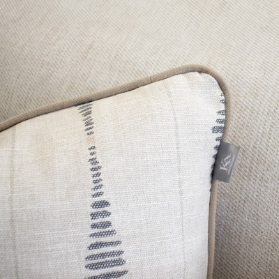 Funda cojín Pedro grafito con vivo beige  - 22