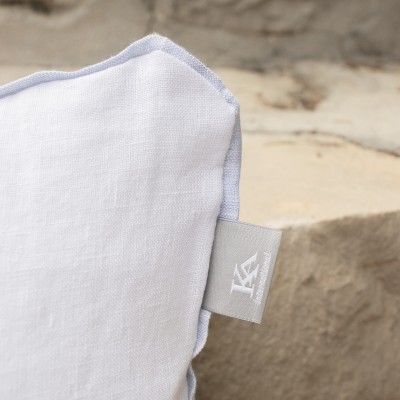 Provence white cushion cover with piping  - 3