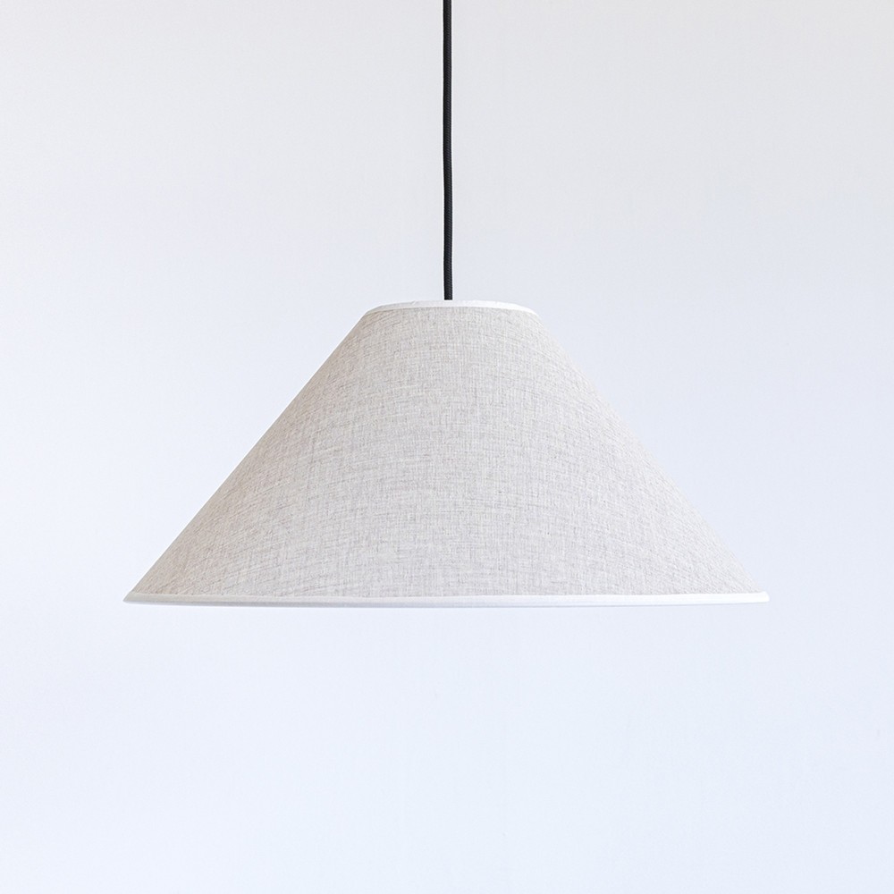 Oriental Lampshade in Rustic Linen Fabric with Porcelain-Colored Trim  - 11
