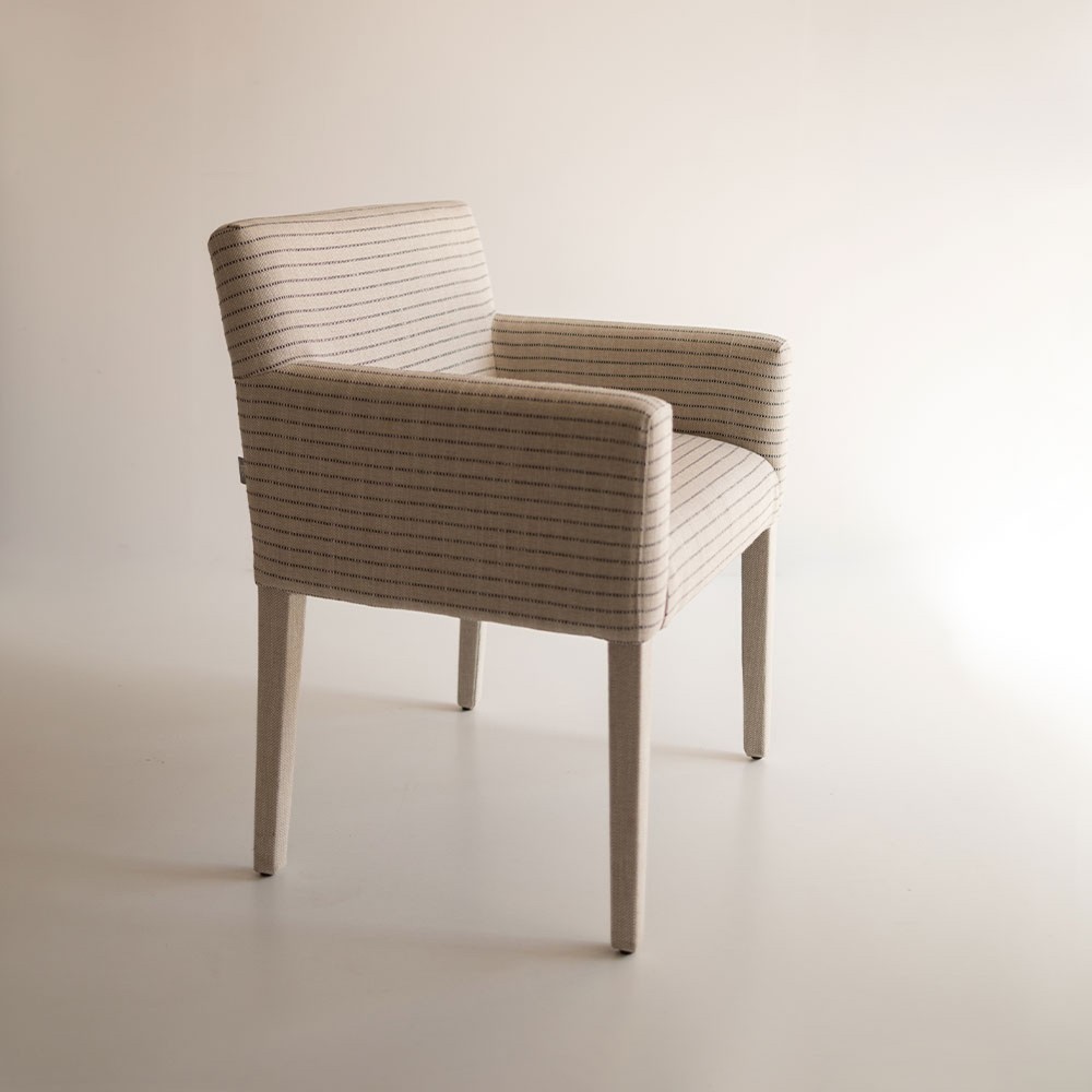 Silla Toronto brazos con tela Lawrence NZ  - 106
