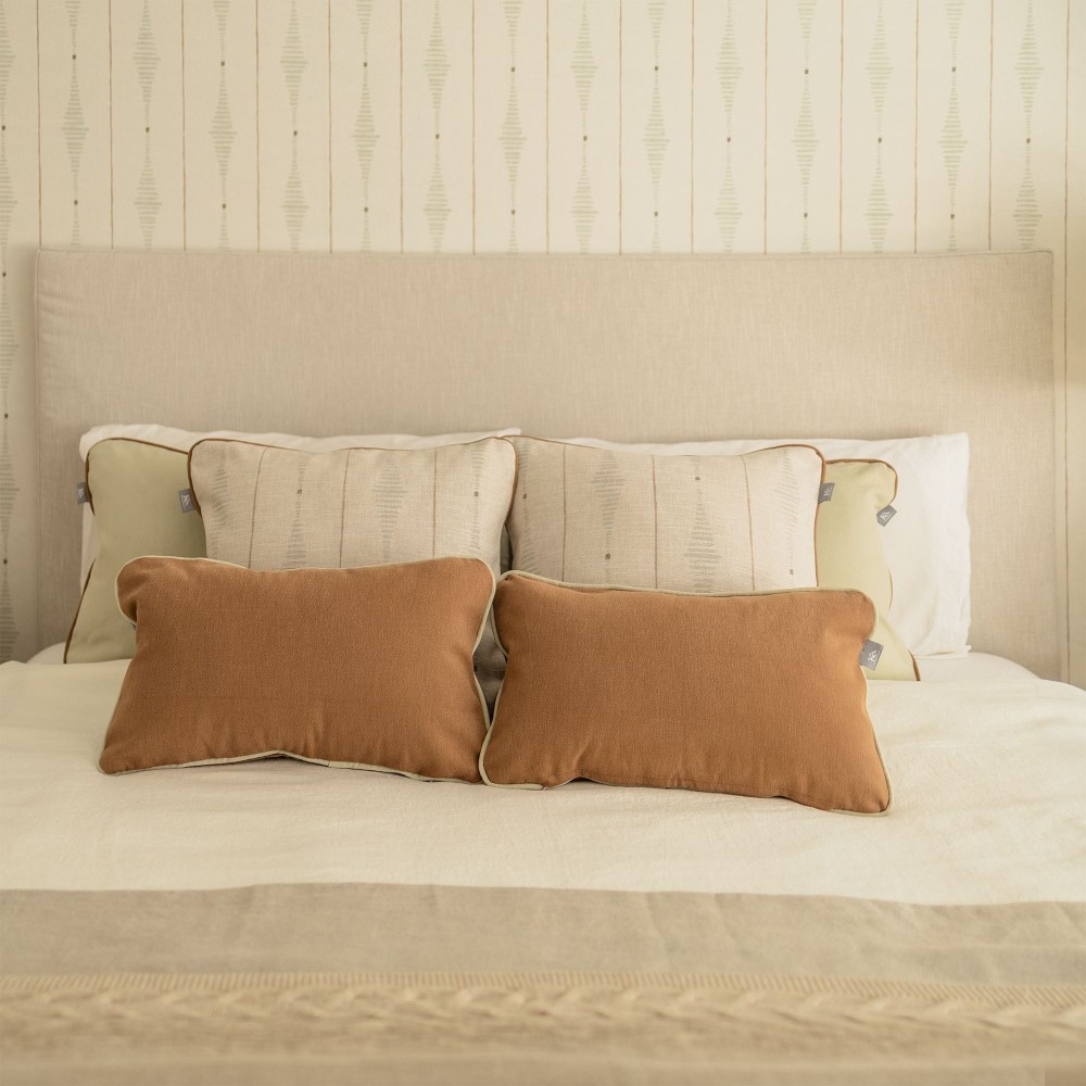 Caracas headboard with Talavera fabric  - 94